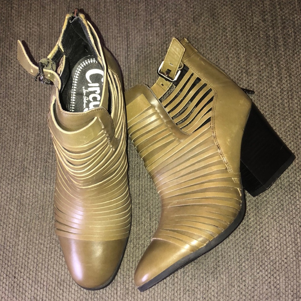 Circus by Sam Edelman Talon Booties